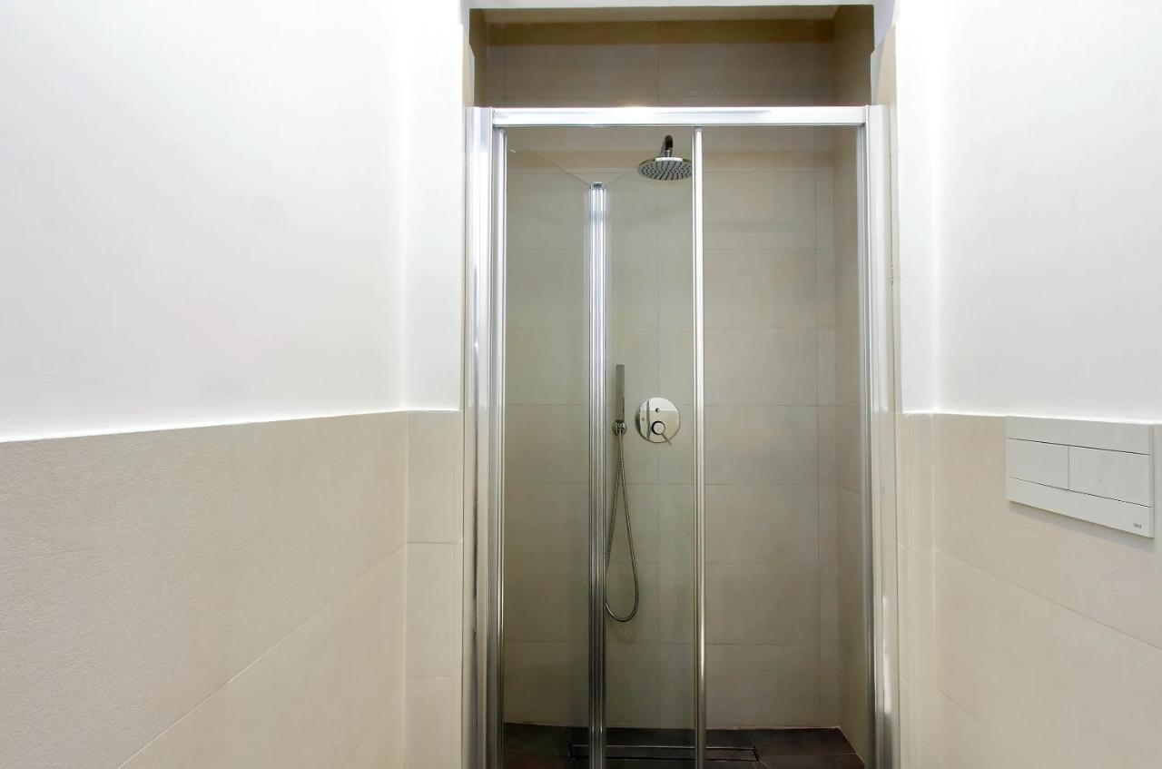 Trastevere Suites & Spa Рим Екстериор снимка